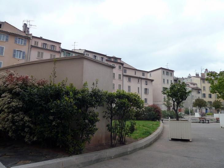 Maisons de la ville moderne - Toulon