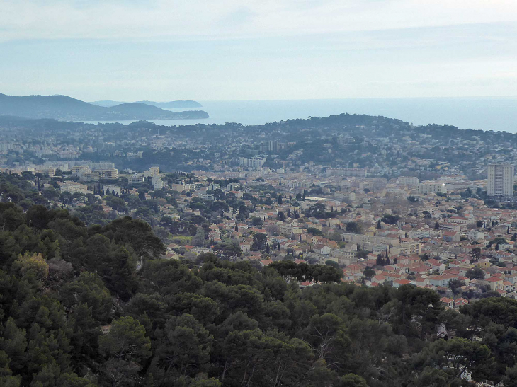 La ville et la rade vues du téléphérique - Toulon