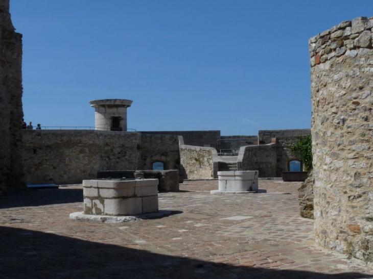 A l'intérieur de la tour Royale - Toulon