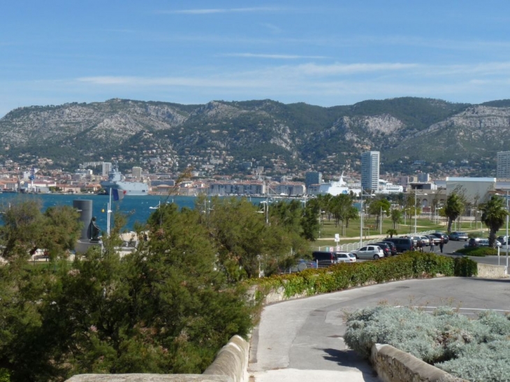 Le jardin  de la tour Royale - Toulon