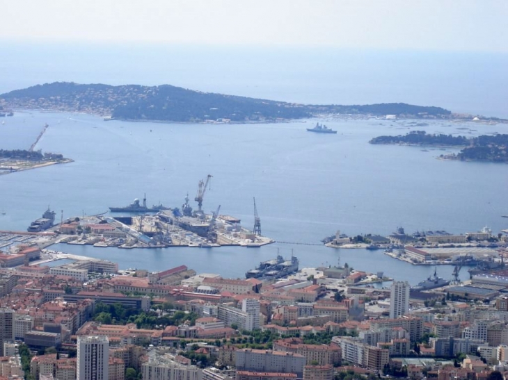 Le port et la rade - Toulon