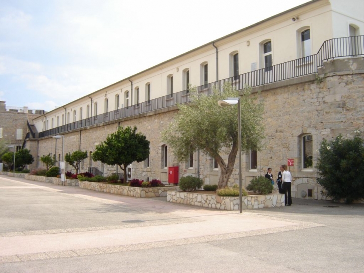  A l'intérieur du Fort Lamalgue - Toulon