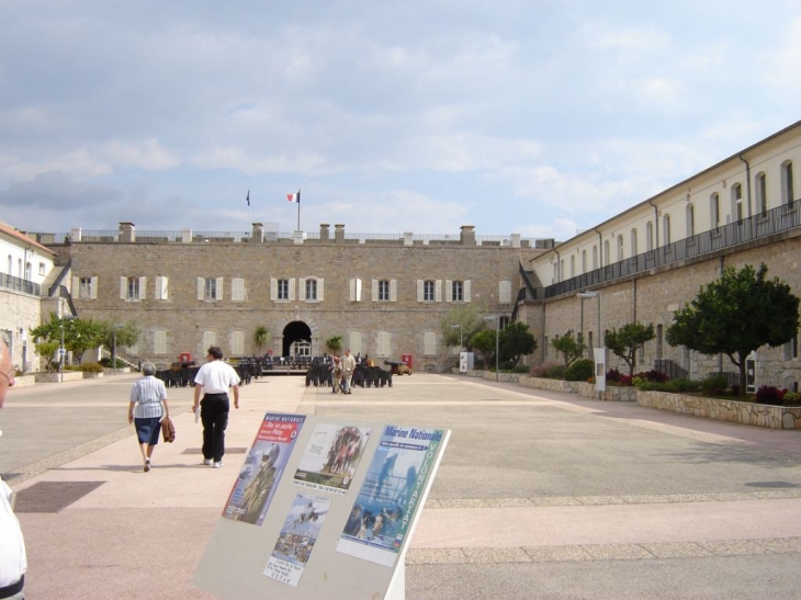  A l'intérieur du Fort Lamalgue - Toulon