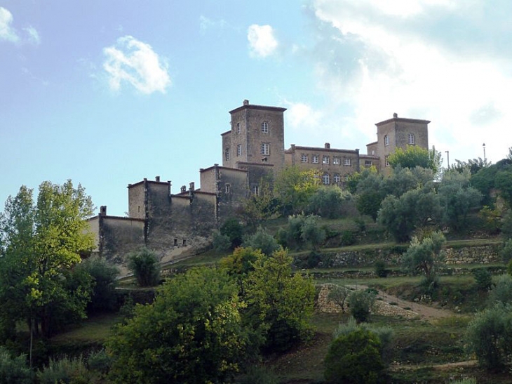 Le château - Tourrettes