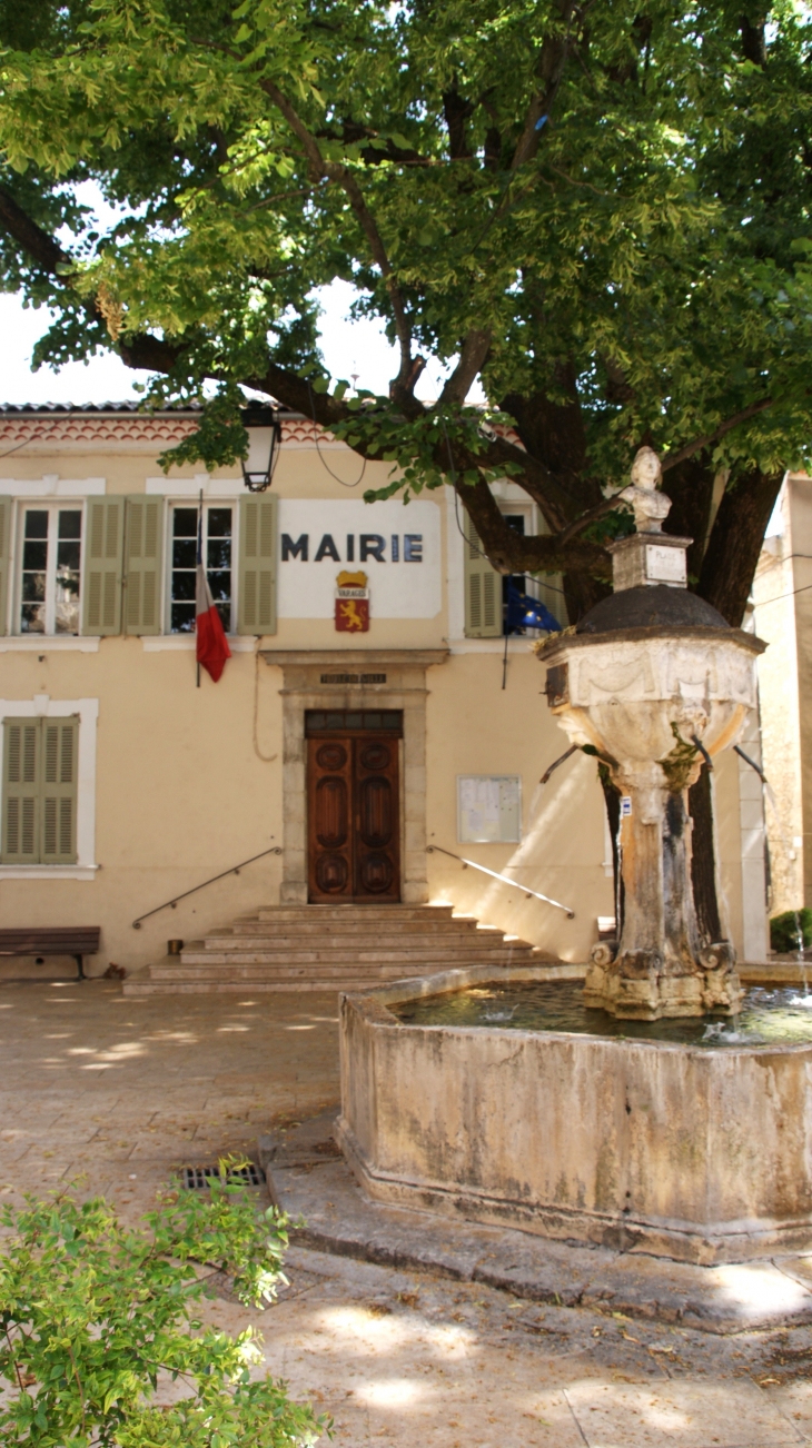 Mairie - Varages