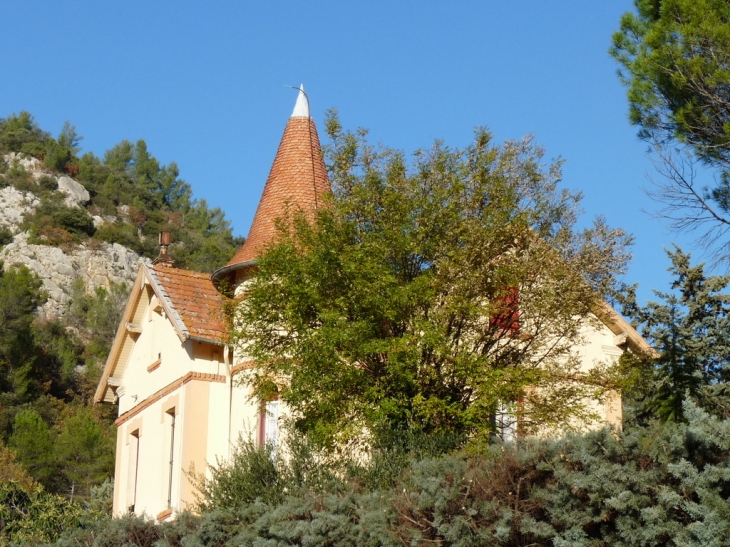 Le Manoir - Vins-sur-Caramy