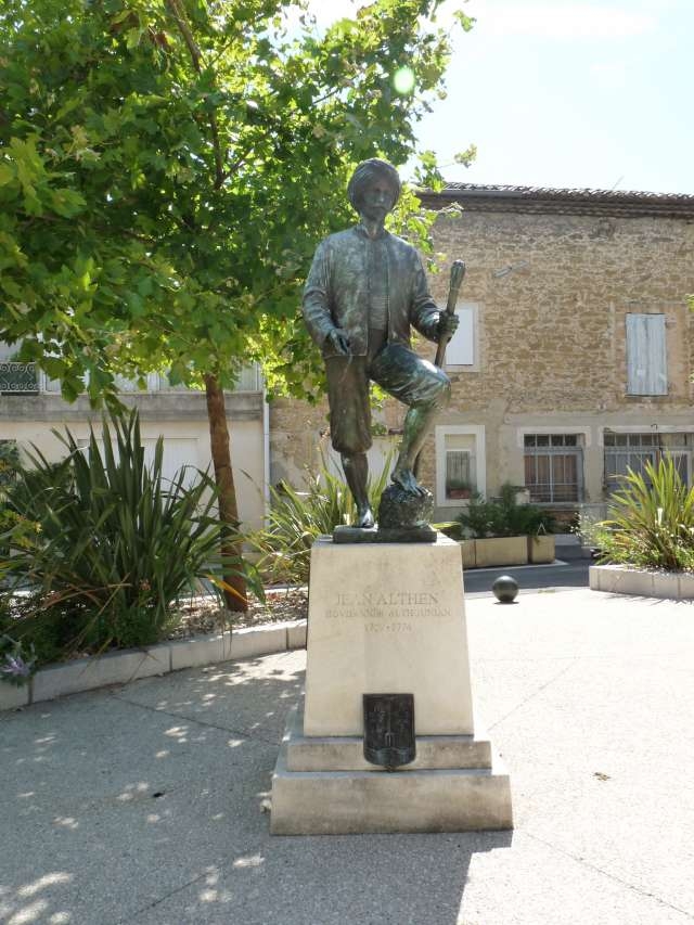 Statue de Jean Althen  - Althen-des-Paluds