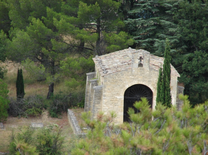 Chapelle à proximité du Château - Ansouis