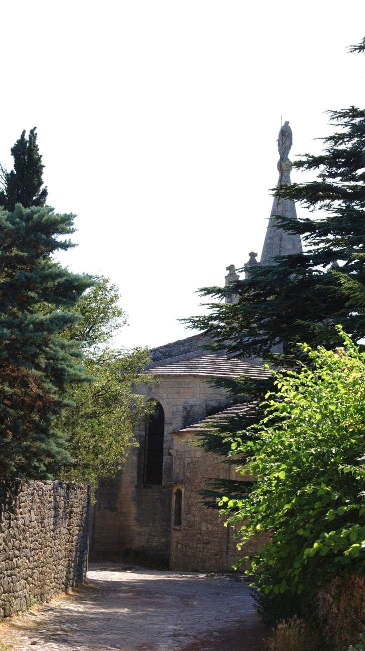   :église haute 12 Em Siècle - Bonnieux