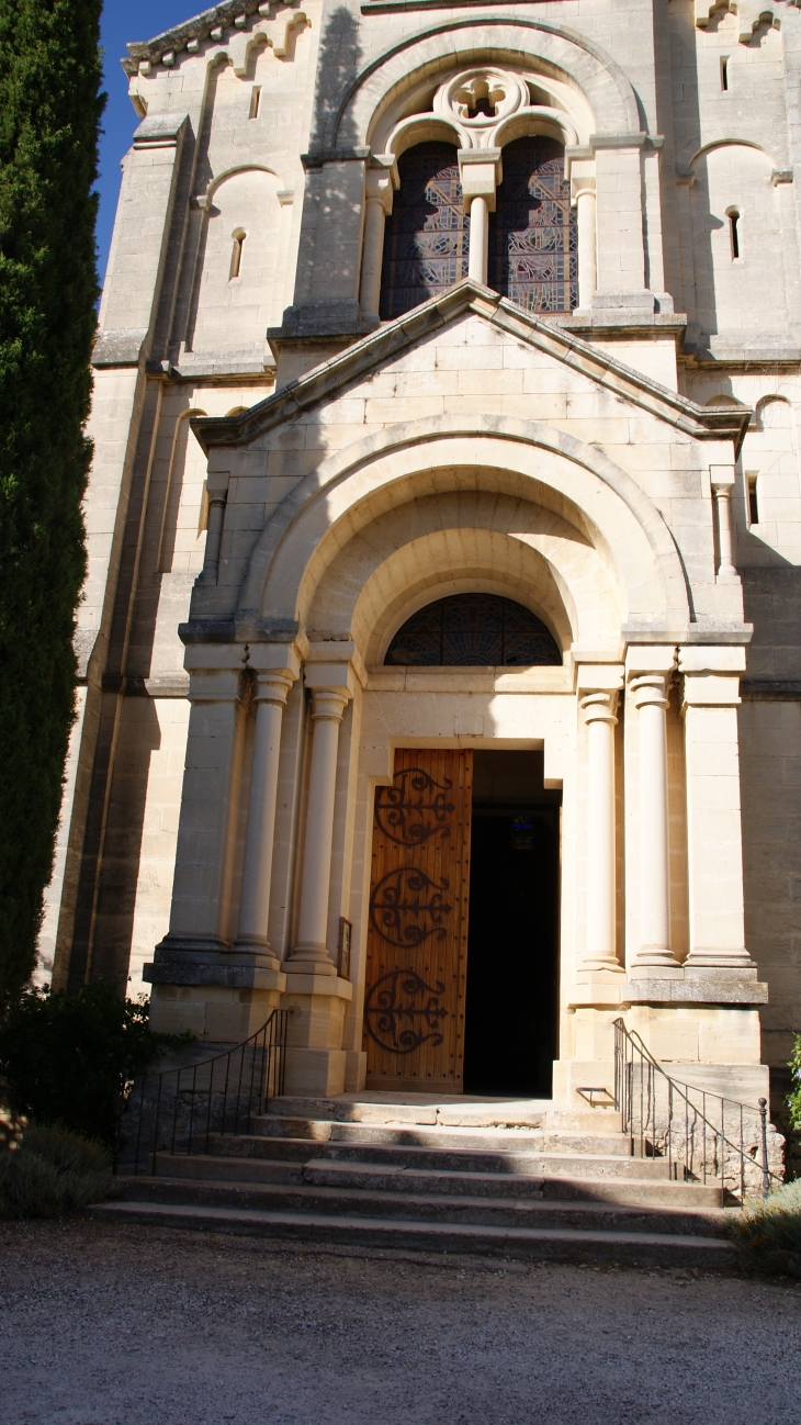   :église Neuve ( 1870 ) - Bonnieux