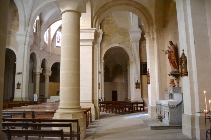   :église Neuve ( 1870 ) - Bonnieux