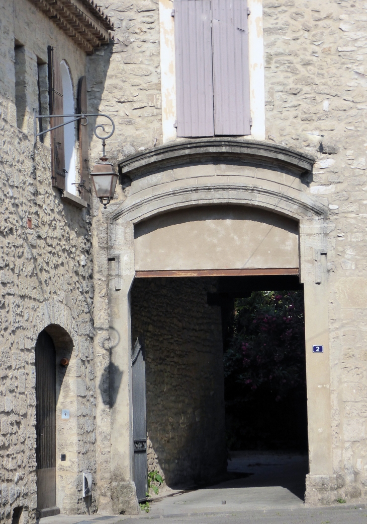 Passage - Caumont-sur-Durance