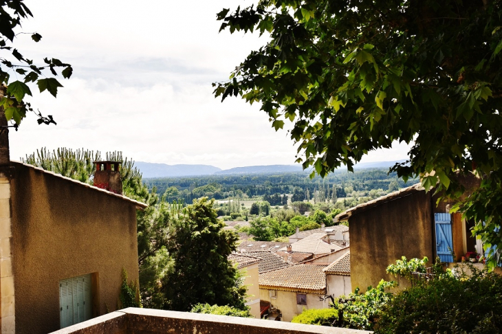 La Commune - Châteauneuf-de-Gadagne