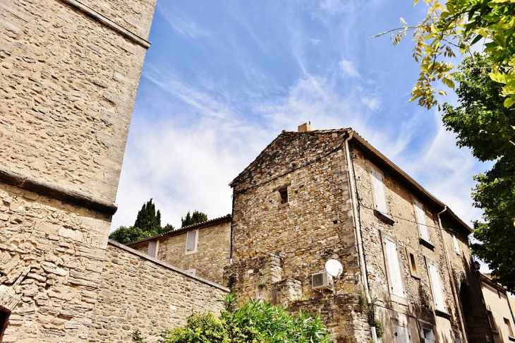 La Commune - Châteauneuf-de-Gadagne