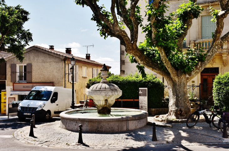 La Commune - Châteauneuf-du-Pape