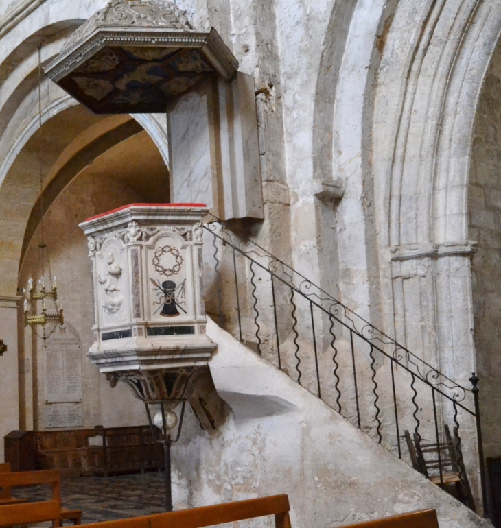 <<église Notre-Dame de Beaulieu 13 Em Siècle - Cucuron