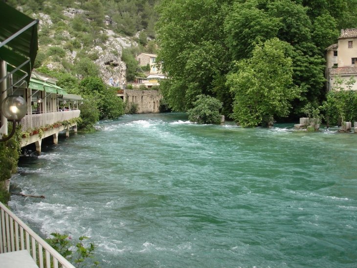 La sorgue - Fontaine-de-Vaucluse