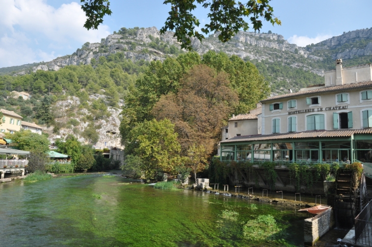 Fontaine de Vaucluse - Fontaine-de-Vaucluse