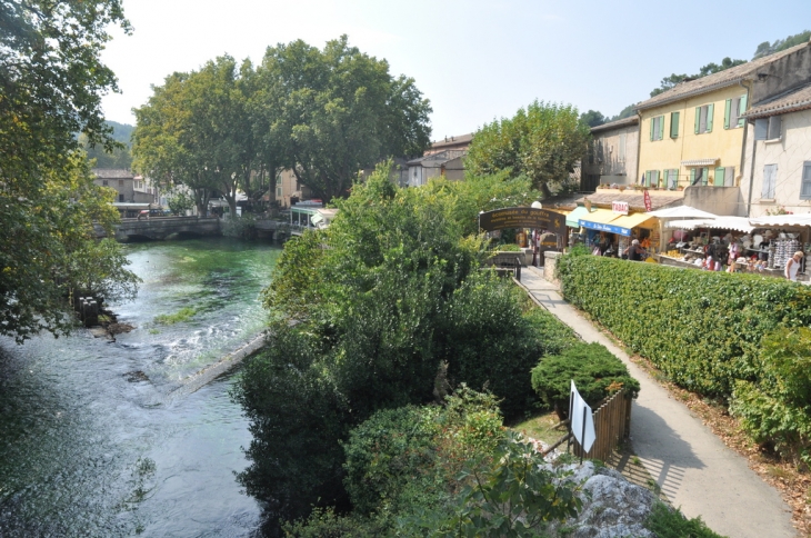 Fontaine de Vaucluse - Fontaine-de-Vaucluse