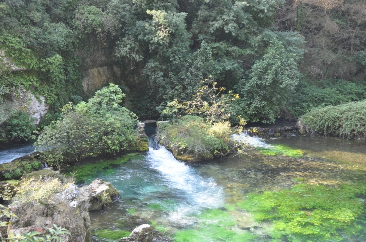 Fontaine de Vaucluse - Fontaine-de-Vaucluse