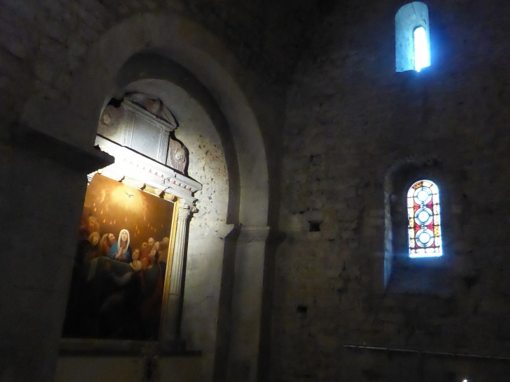 Dans l'église - Fontaine-de-Vaucluse