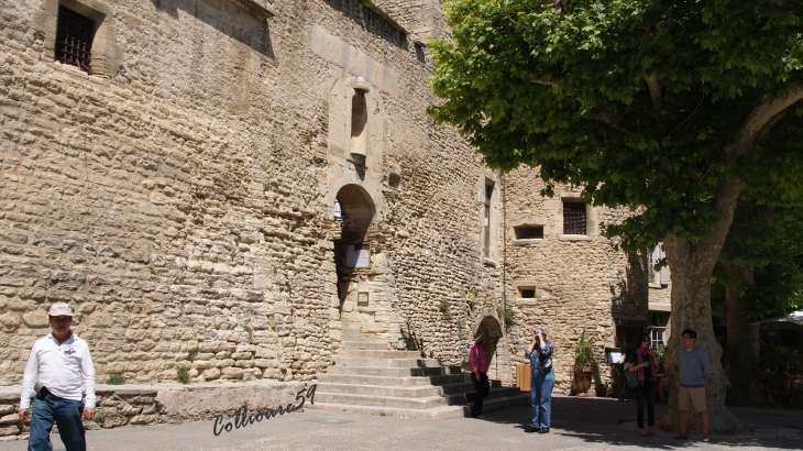  - Gordes