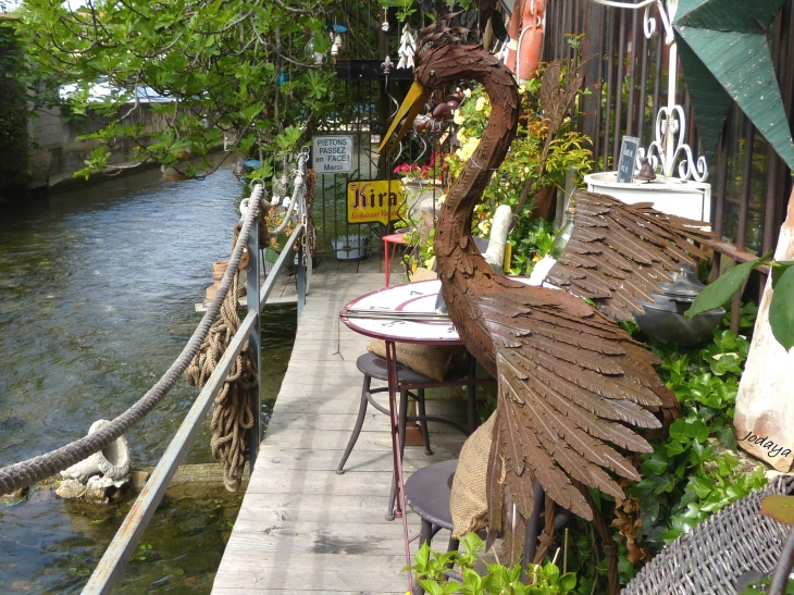 L’Isle-sur-la-Sorgue, 3ème place Européenne de la brocante et des antiquités - L'Isle-sur-la-Sorgue