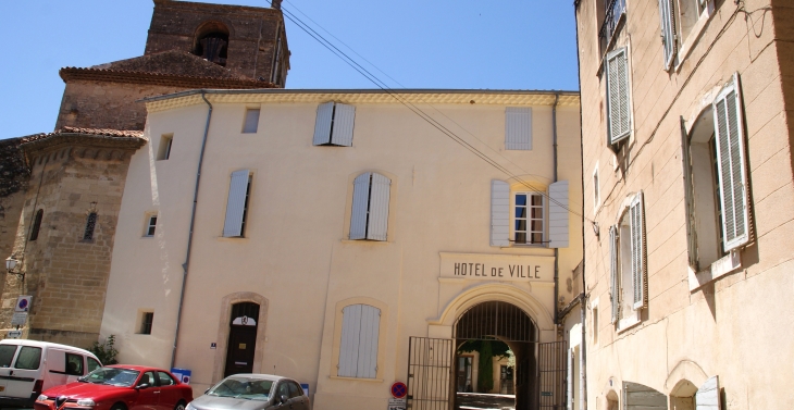 Hotel-de-Ville - La Tour-d'Aigues