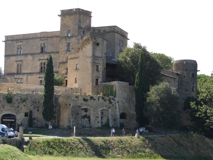 Le Château - Lourmarin