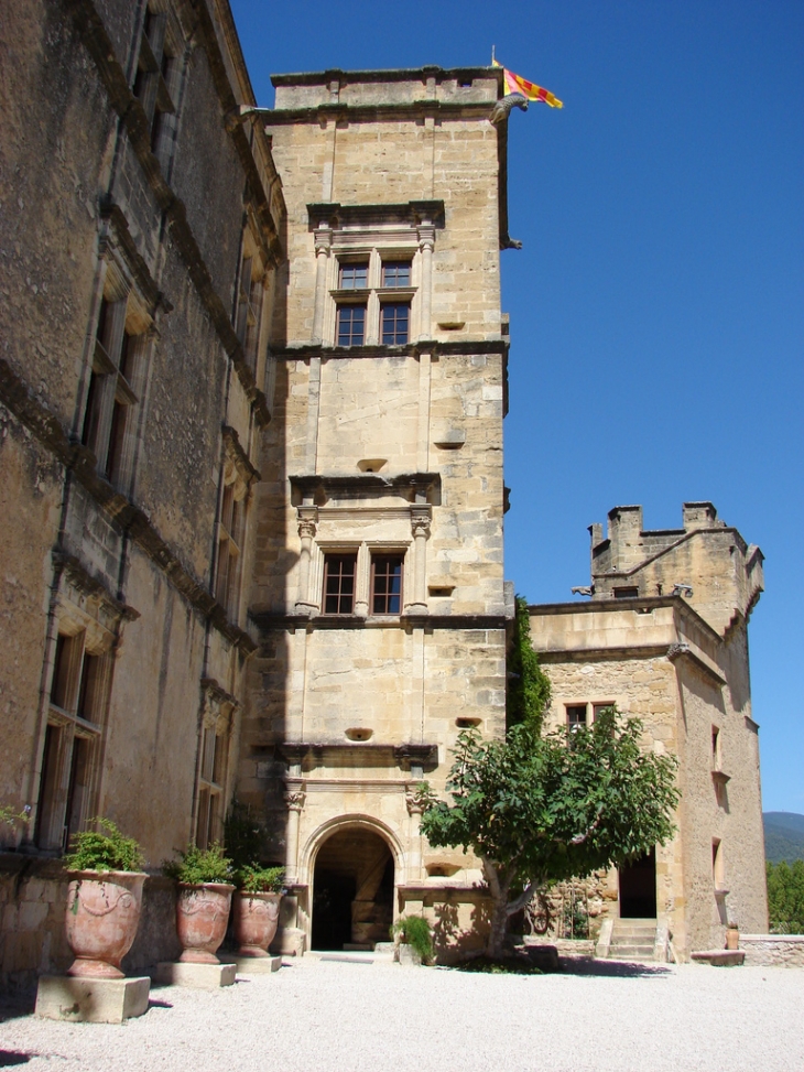 Le Château - Lourmarin