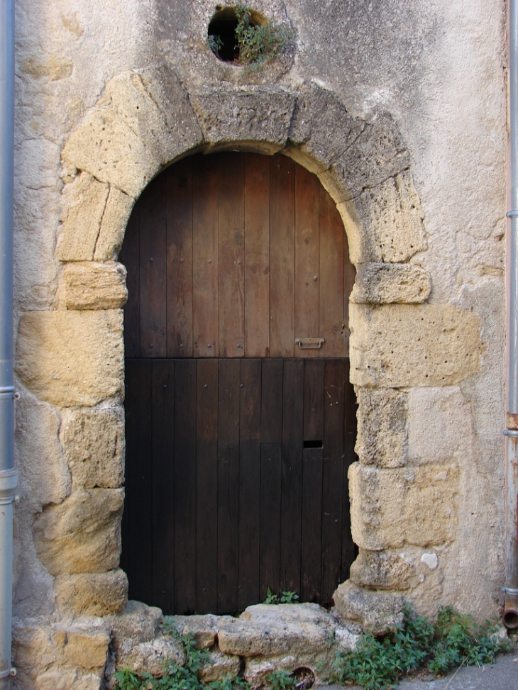 Dans les rues du Village - Lourmarin