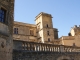  :Château de Lourmarin 15 Em Siècle