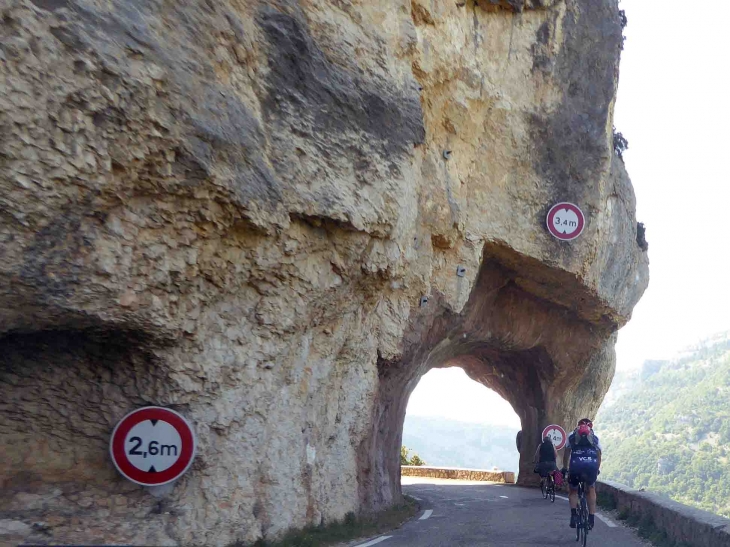 Les gorges de la Nesque - Monieux