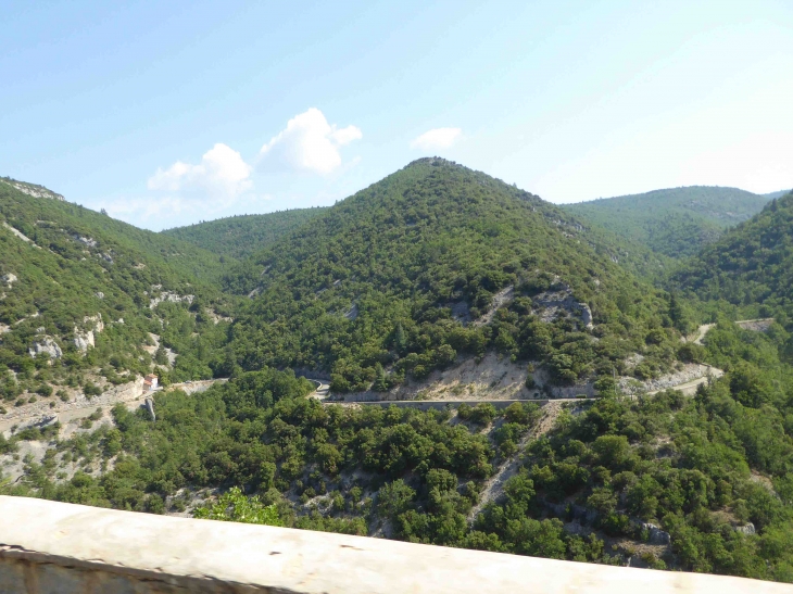 Les gorges de la Nesque - Monieux