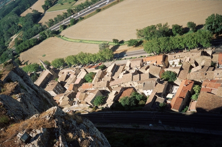 Mornas, vue du rocher,SNCF,v village,Rn7,A7,Rhône