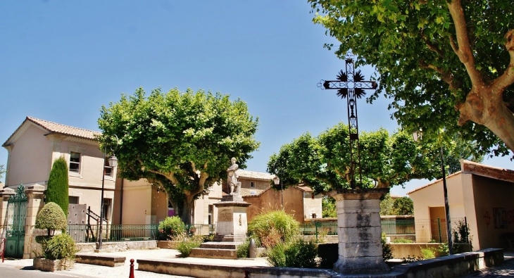 Monument-aux-Morts - Richerenches