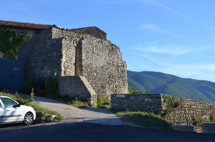 Anciennes Fortifications - Saint-Martin-de-Castillon