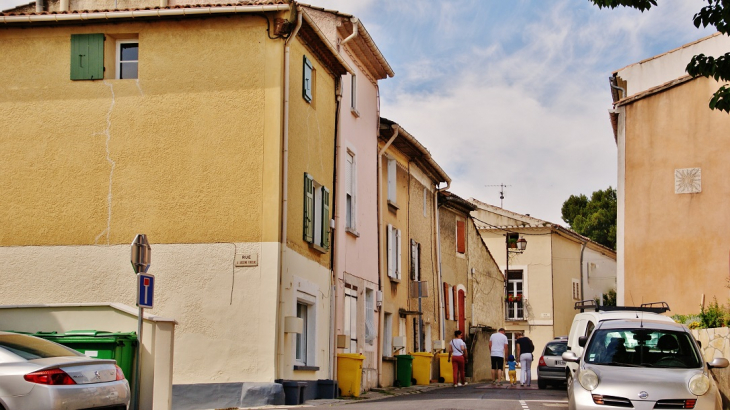 La Commune - Saint-Saturnin-lès-Avignon