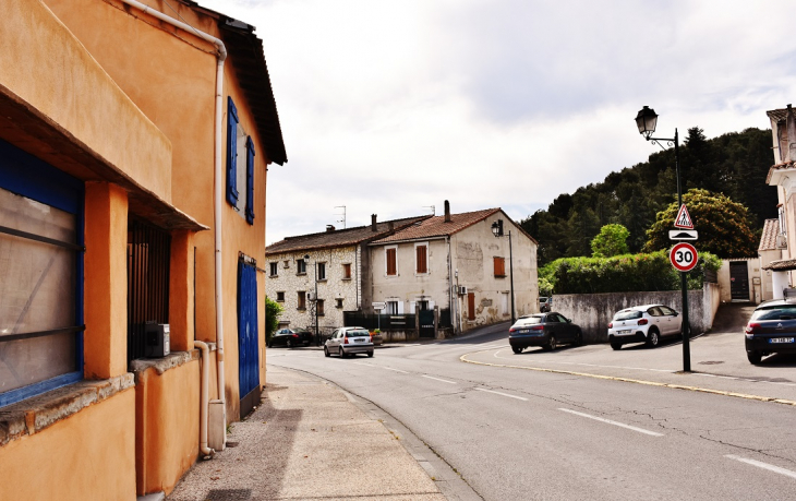 La Commune - Saint-Saturnin-lès-Avignon