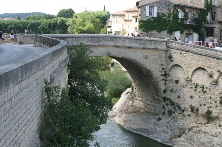 Pont Romain - Vaison-la-Romaine