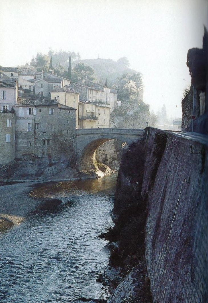 Le pont Romain sur l'Ouveze - Vaison-la-Romaine