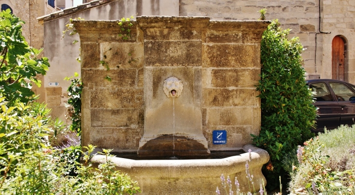 Fontaine - Visan