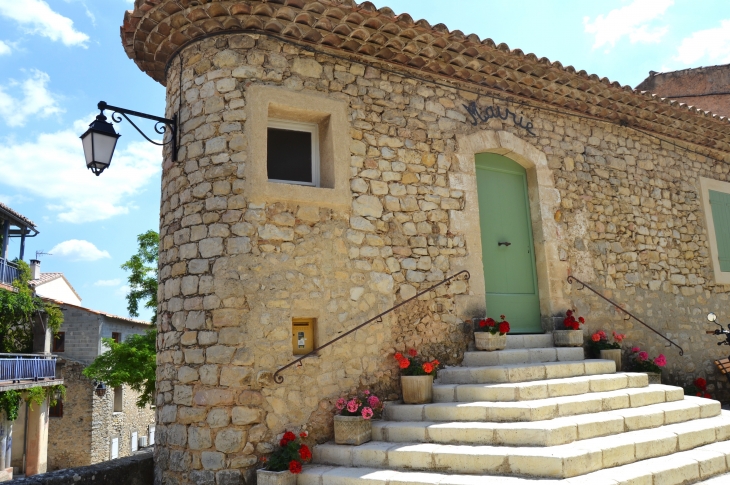 Mairie - Vitrolles-en-Lubéron