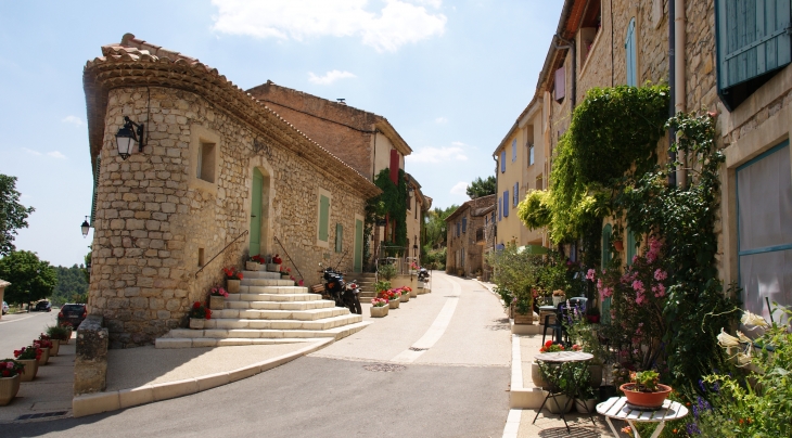 Mairie - Vitrolles-en-Lubéron