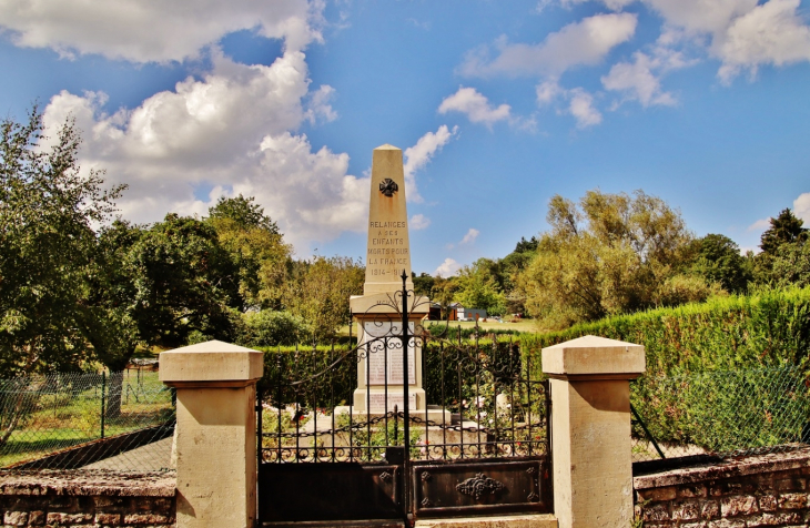 Monument-aux-Morts - Ambérieu-en-Bugey