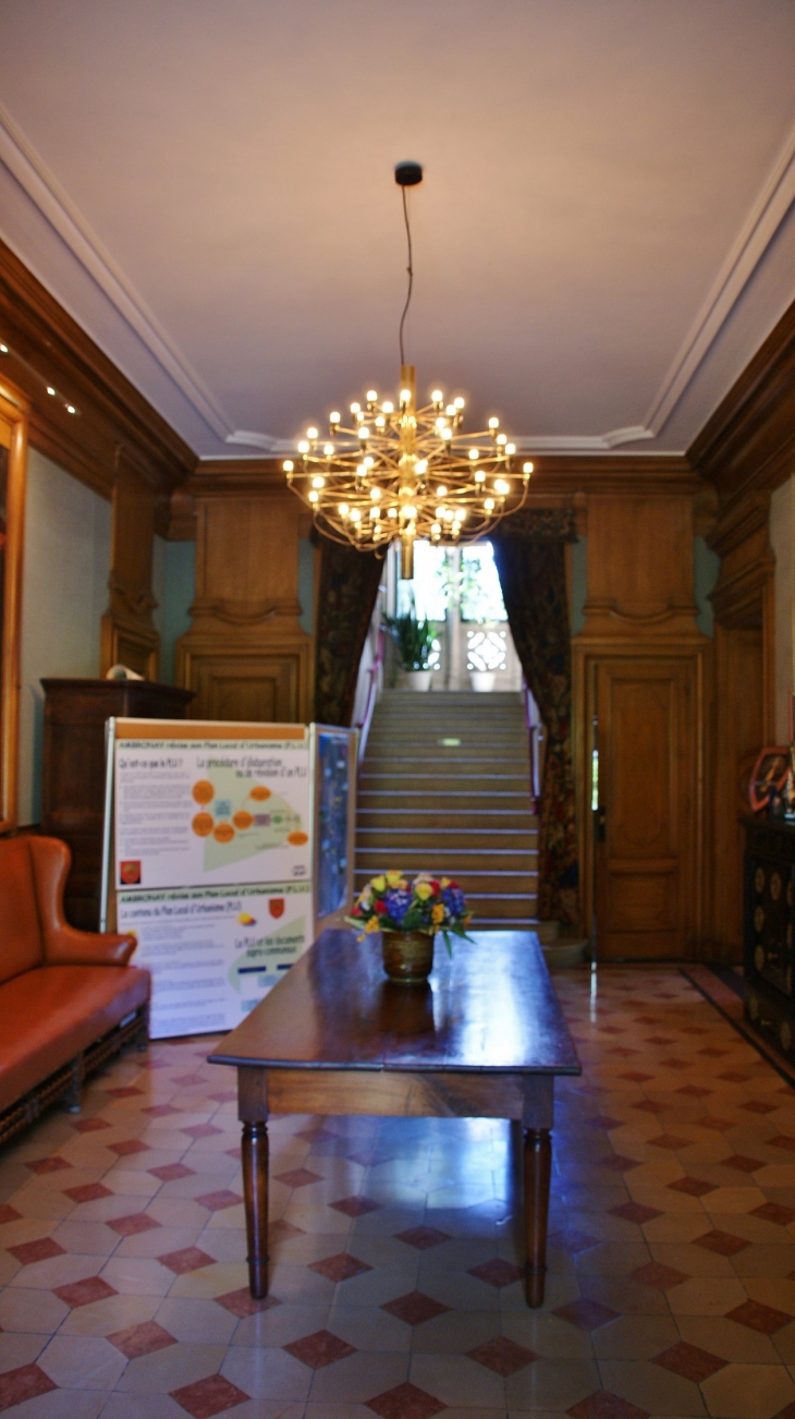 Hotel-de-Ville ( Hall et escalier d'Honneur ) - Ambronay