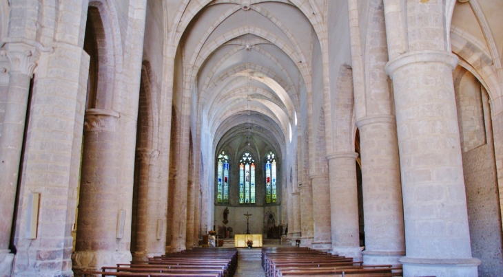 /*Abbaye d'Ambronay 12 Em Siècle