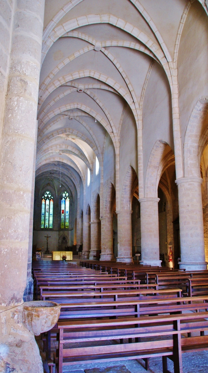 /*Abbaye d'Ambronay 12 Em Siècle