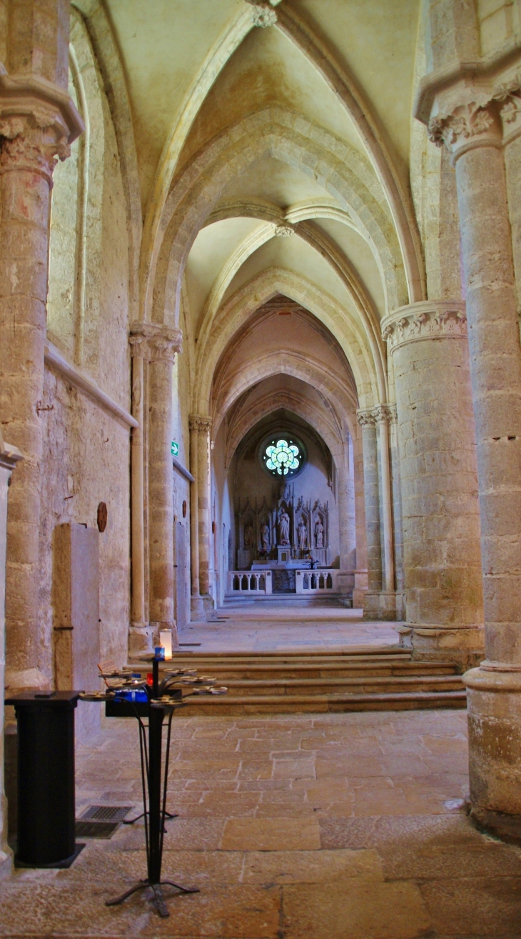 /*Abbaye d'Ambronay 12 Em Siècle