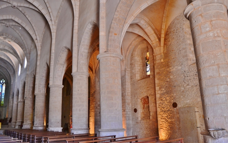 /*Abbaye d'Ambronay 12 Em Siècle